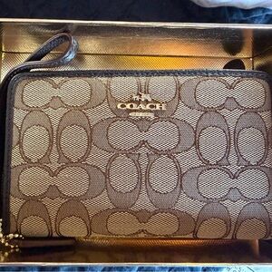 Coach Signature Wristlet- NWT